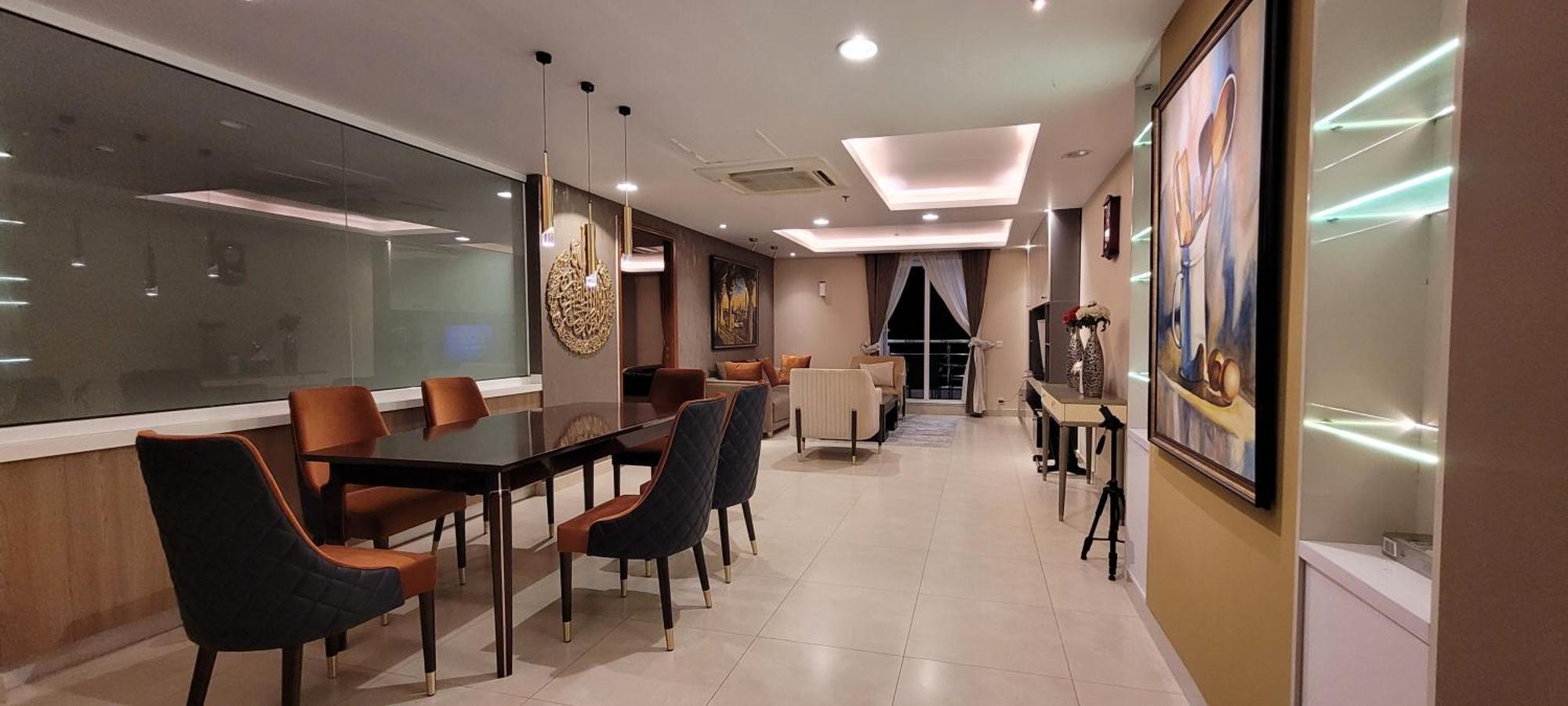 Goldcrest Luxury Apartments Лахор Екстер'єр фото
