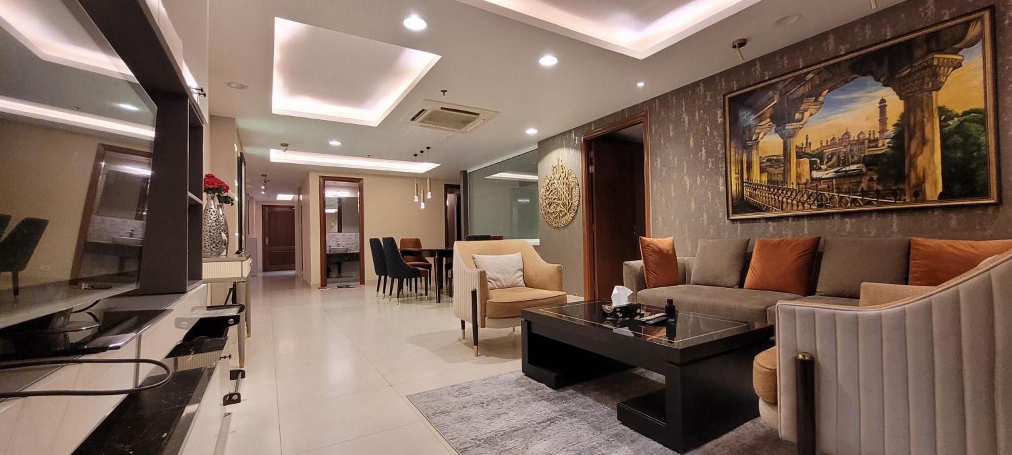 Goldcrest Luxury Apartments Лахор Екстер'єр фото