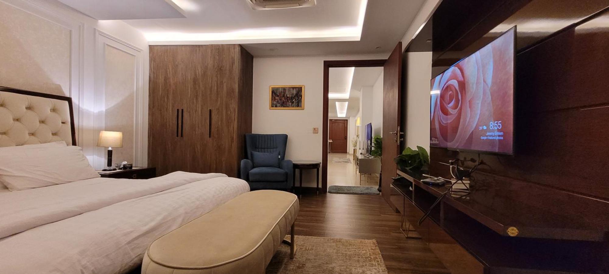 Goldcrest Luxury Apartments Лахор Екстер'єр фото
