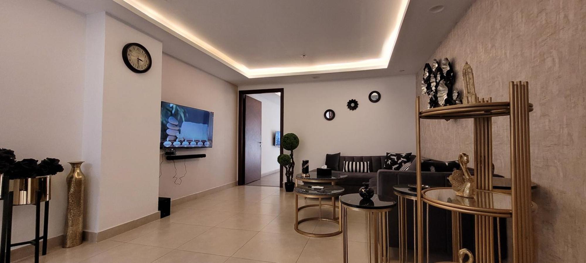Goldcrest Luxury Apartments Лахор Екстер'єр фото