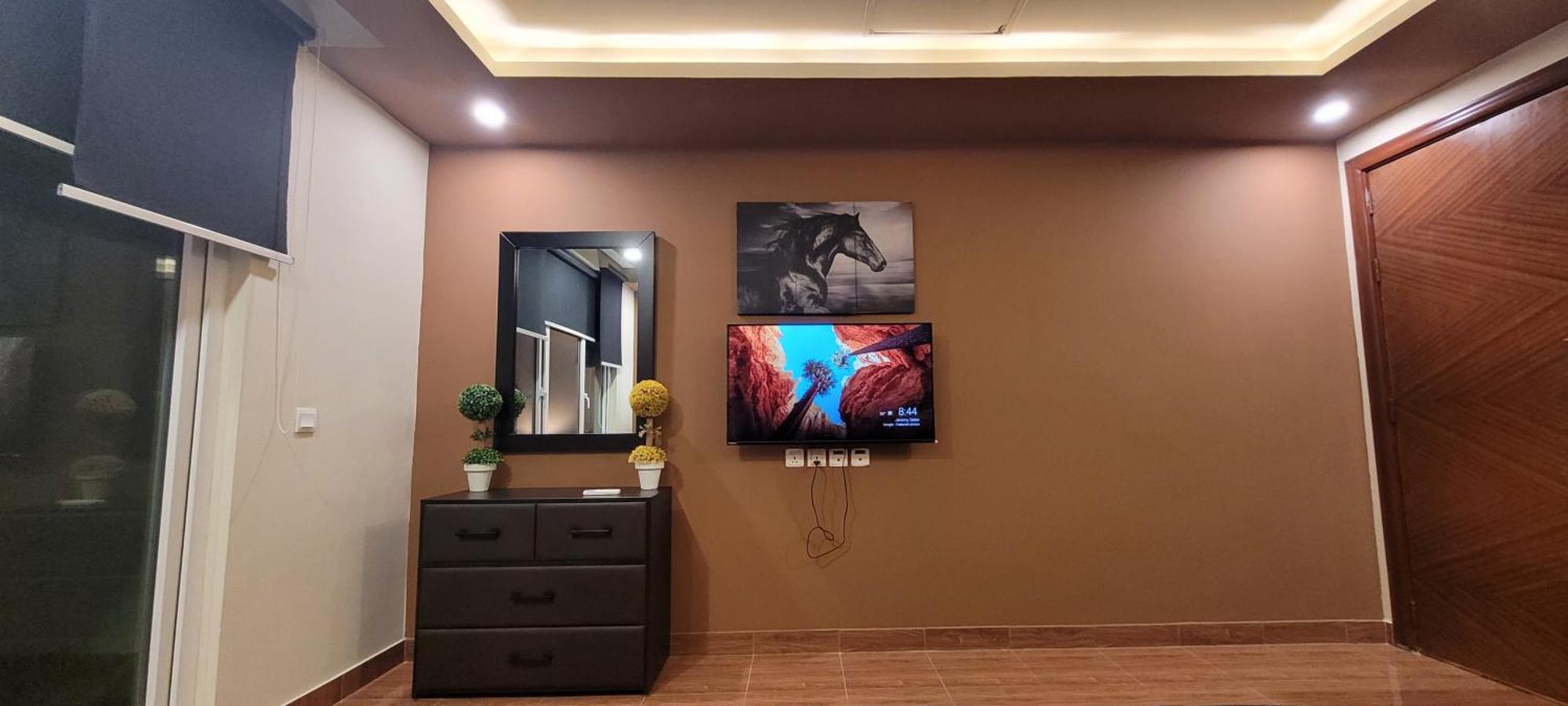 Goldcrest Luxury Apartments Лахор Екстер'єр фото