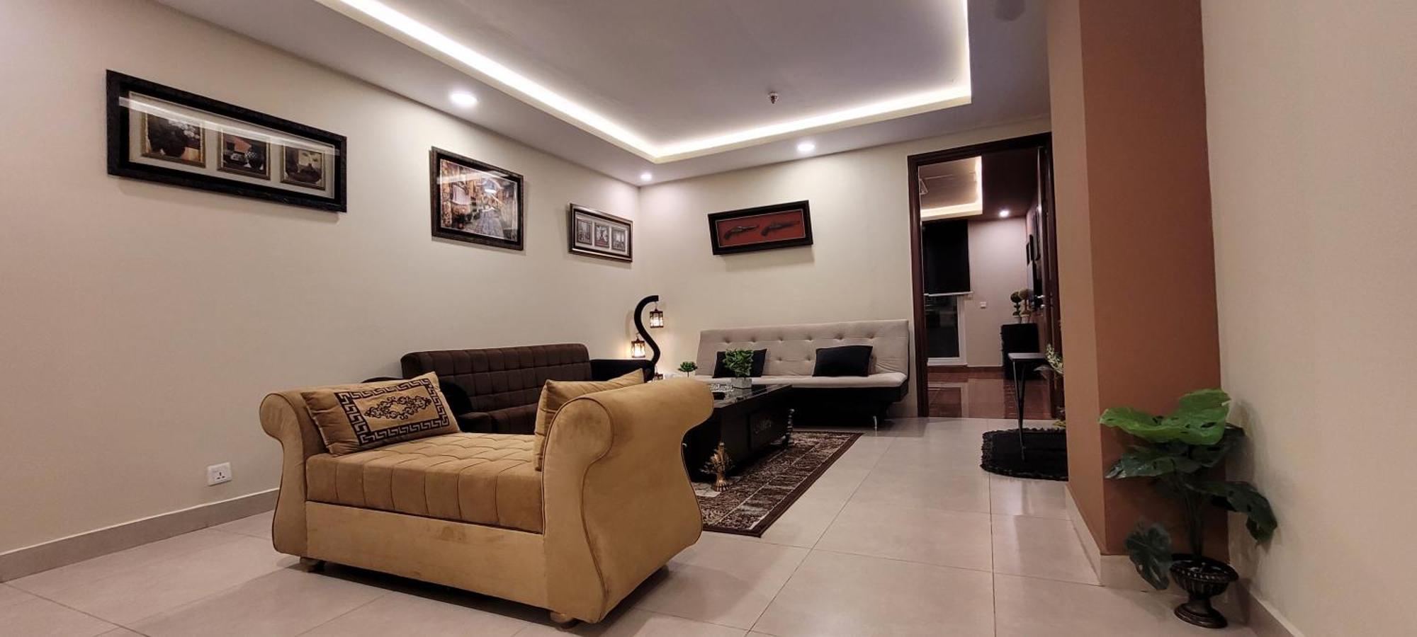Goldcrest Luxury Apartments Лахор Екстер'єр фото