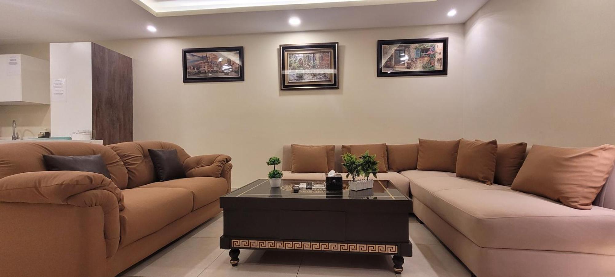 Goldcrest Luxury Apartments Лахор Екстер'єр фото